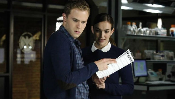 Iain De Caestecker and Elizabeth Henstridge as Fitz and Simmons in Marvel's Agents Of SHIELD