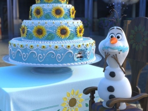 Frozen 2 (sort of) new pictures get the gang back together