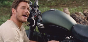 Jurassic World new clip has a goofy Chris Pratt