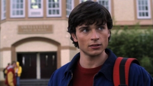 Arrowverse’s Crisis On Infinite Earths casts Smallville’s Tom Welling